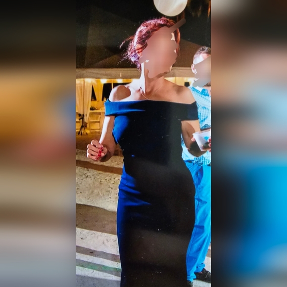 Navy Blue Off-Shoulder Polyester Gown with Keyhole Back. - Picture 3 of 5